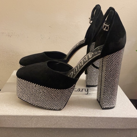 Black Suede Platforms - Picture 2 of 8